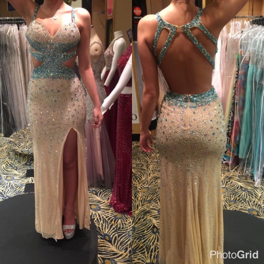 Prom dress